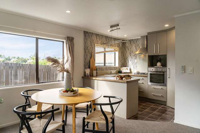54A Heron Avenue East Matua_2