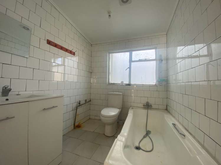 116 Portage Road New Lynn_8