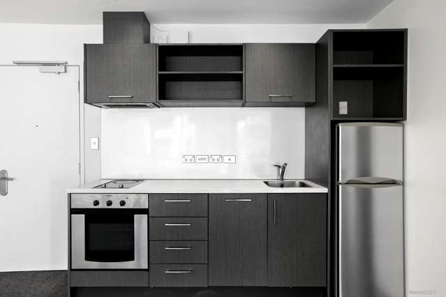 404/74 Albert Street City Centre_4