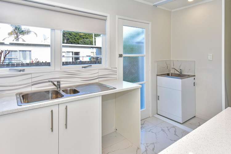 16/9 Mountain Road Mount Wellington_9