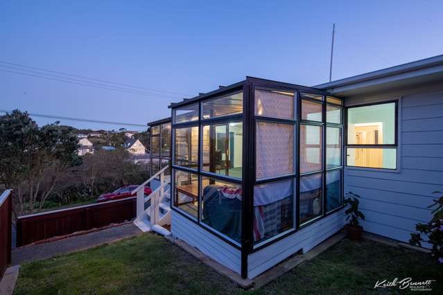 1/10 Tuapapa Street Johnsonville_2