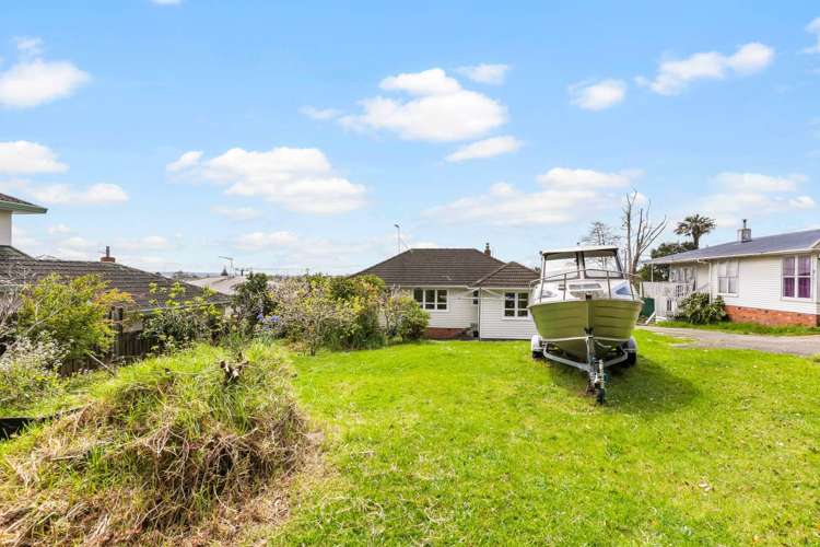 6 Kelwyn Road Kelston_19