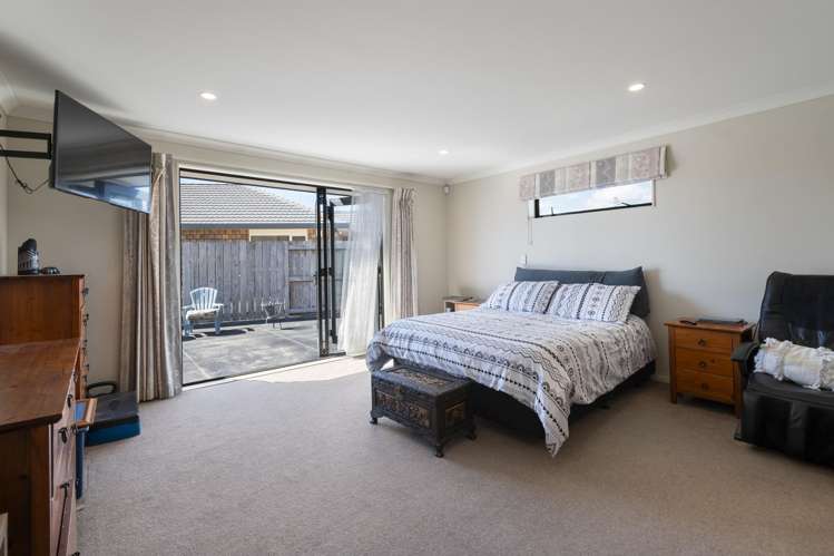 42 Peter Hall Drive Kelvin Grove_12