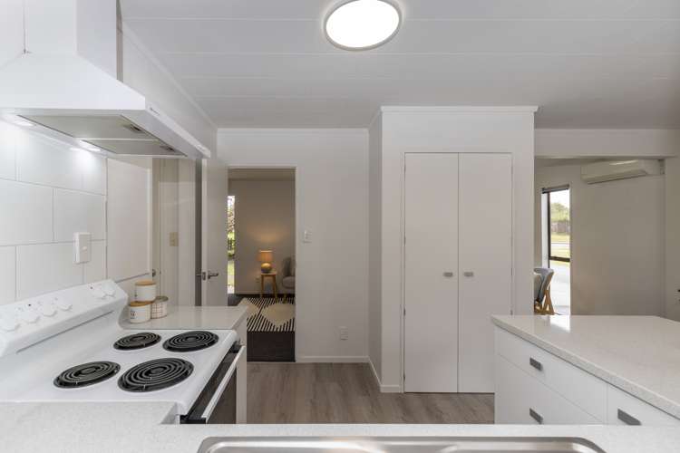 64 Mazengarb Road Paraparaumu Beach_10