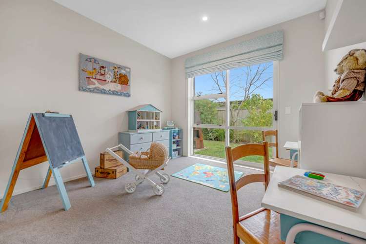 12 Lydiard Place Beachlands_19