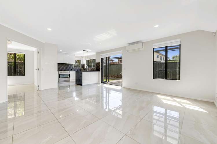 19 Franshell Crescent East Tamaki_6
