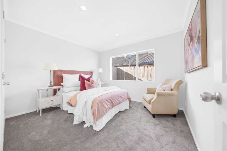 5 & 5A Ballydonegan Rise East Tamaki_38