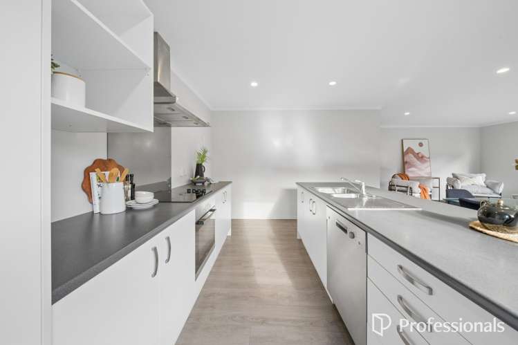 96 Farmer Crescent_5