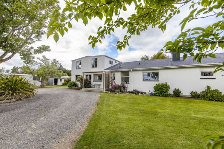 677 Woodstock Road Burnt Hill_31