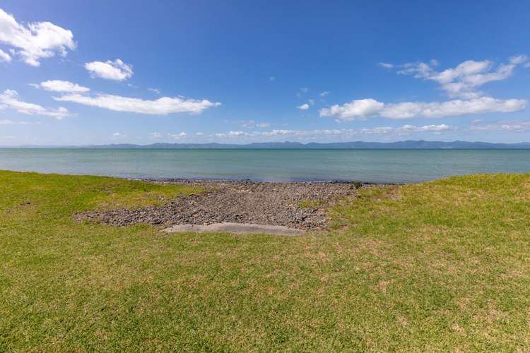 1692 East Coast Road Whakatiwai_28