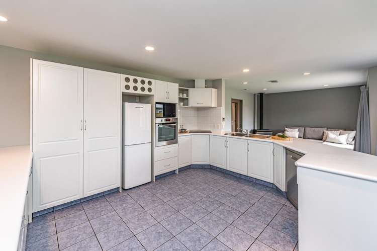 43 Kakaho Drive Tawhero_7