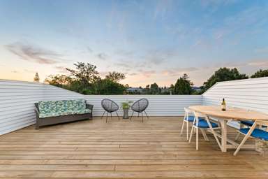 23B Woodglen Road_2