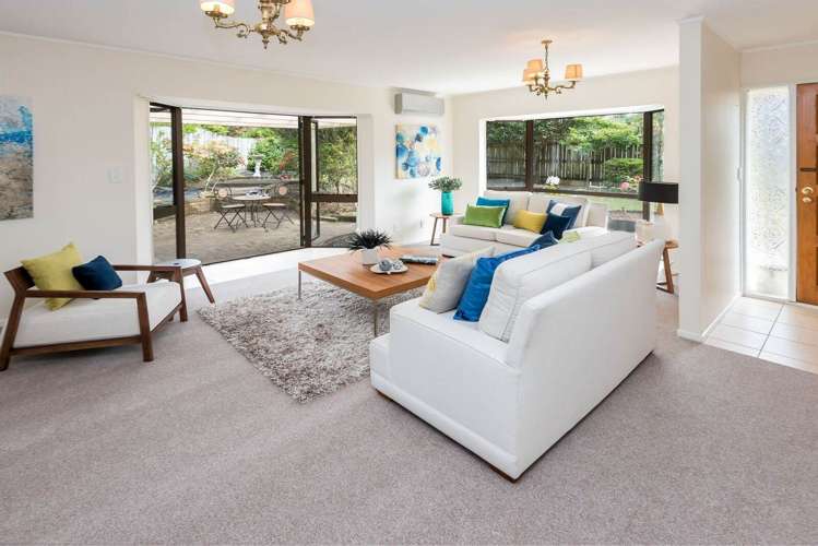 2/2 Channing Crescent Botany Downs_1
