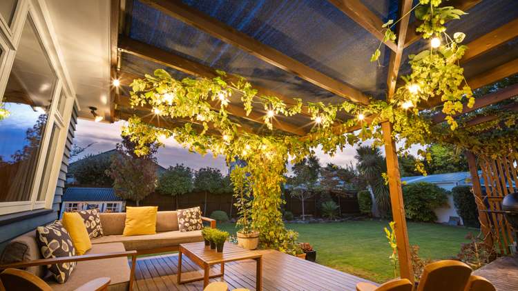 24 Derrett Place Saint Martins_5