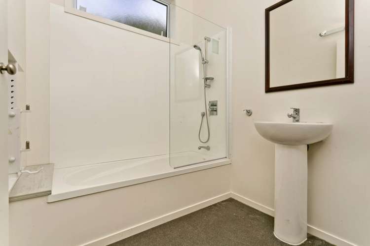 2/250 Onewa Road Birkenhead_14