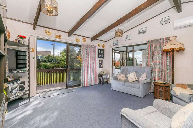 1/65 Tirimoana Road Te Atatu South_1