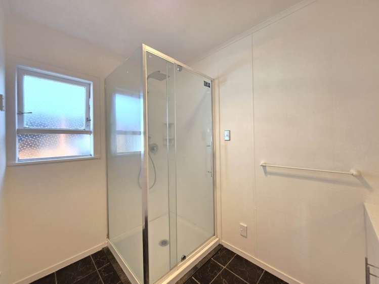 31 Cheviot Street Mangere East_11