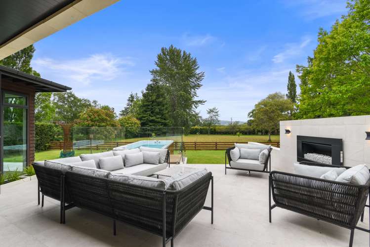 131 Gladstone Road South East Taieri_5