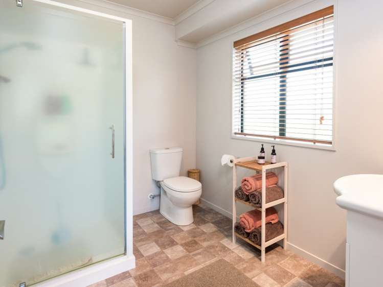 4 Cooper Street Wairau Valley_9