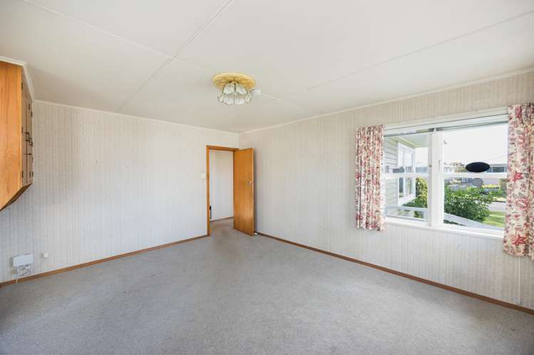 9 Somerset Crescent Highbury_7