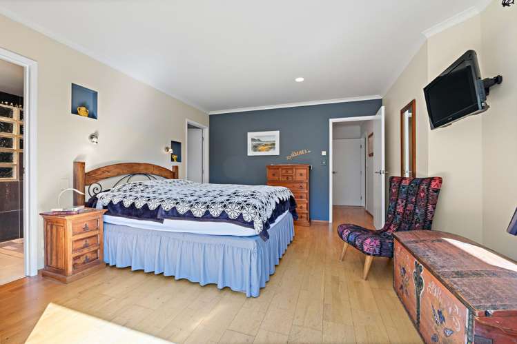 2 Iwanui Close Waitara_13
