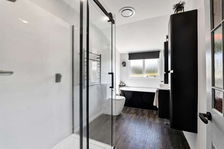 80 Fenton Street Stratford_13