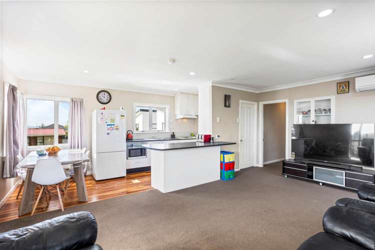 623 Glenfield Road Totara Vale_6