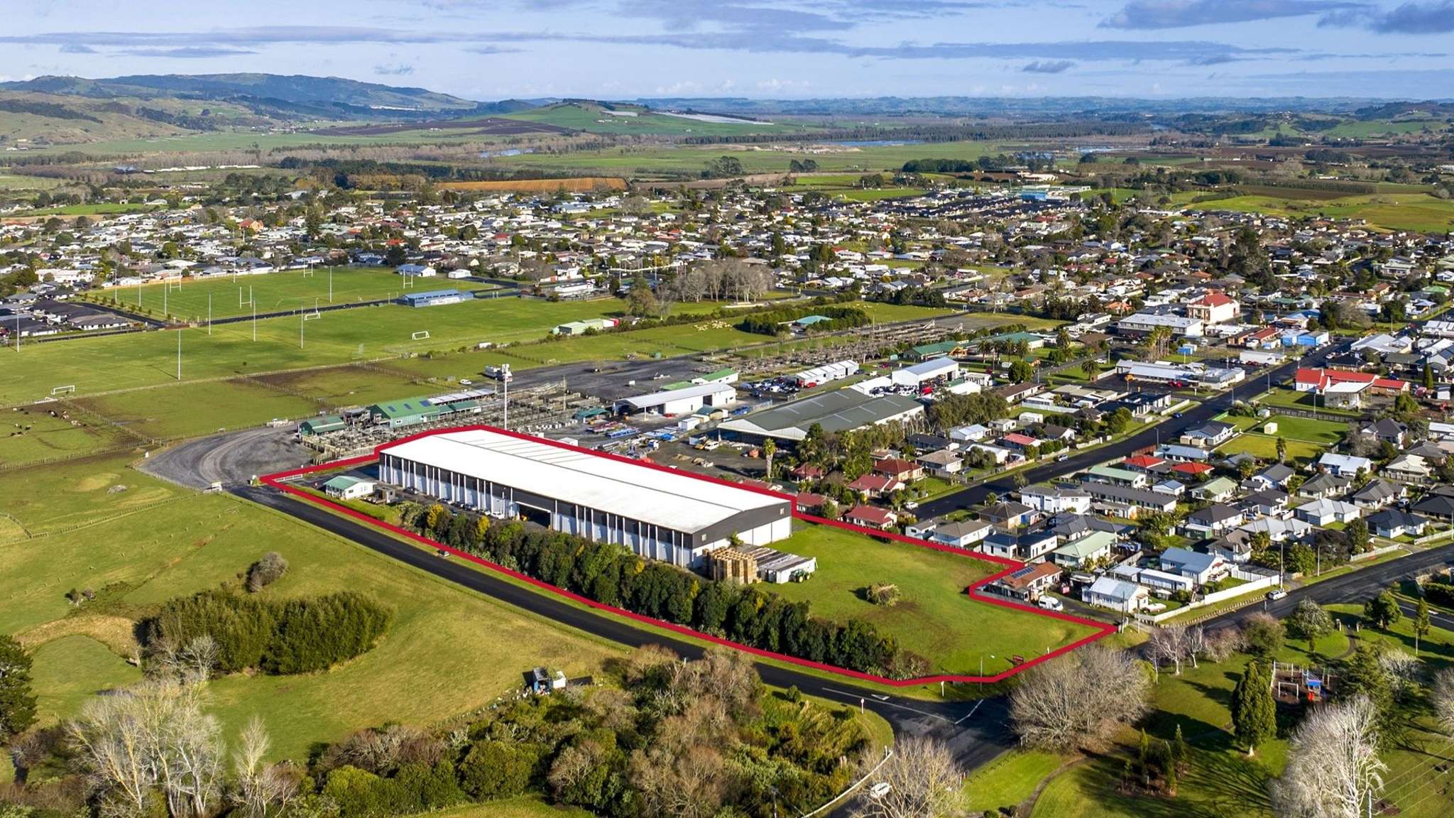 Versatile, vacant industrial site in growth corridor