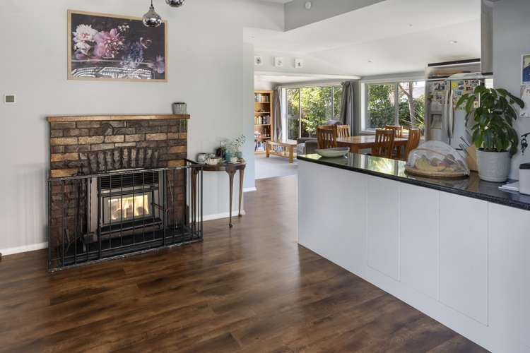 6 Laura Lane Brightwater_6