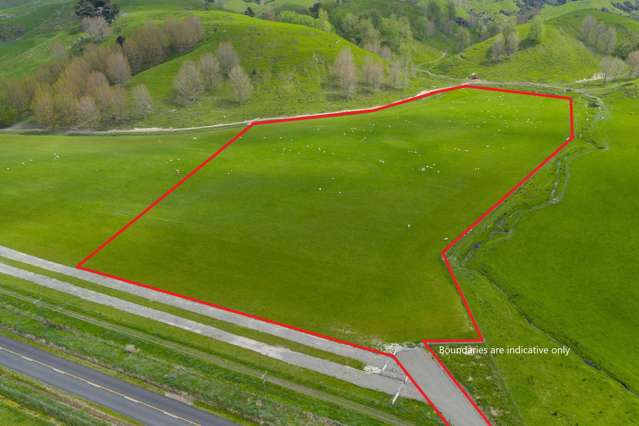 Lifestyle bare land block