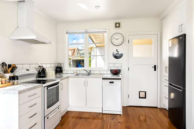 6 Fauchelle Avenue Richmond_3