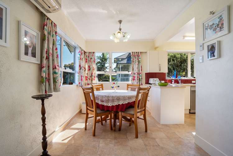 10 Matapouri Road Mangere Bridge_4