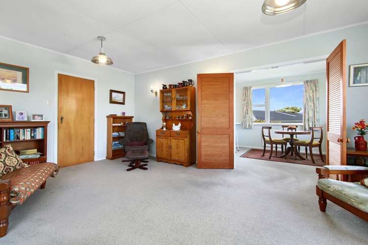 30 Redvers Drive Belmont_5