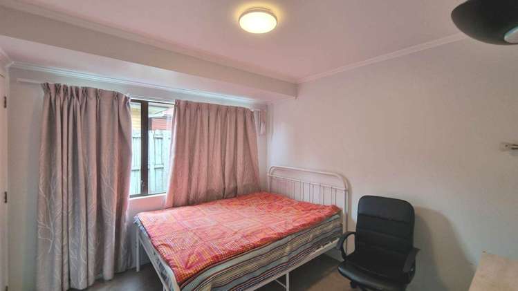 2/1 Britannia Place Half Moon Bay_9