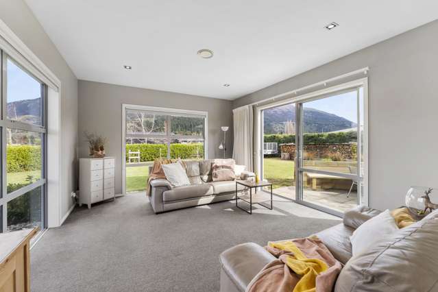 13 Timsfield Drive Lake Hawea_2