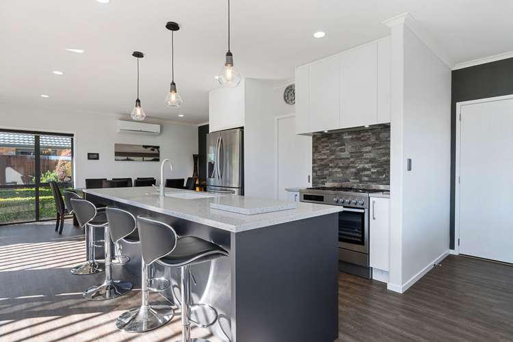 28 Ventura Key Papamoa_4