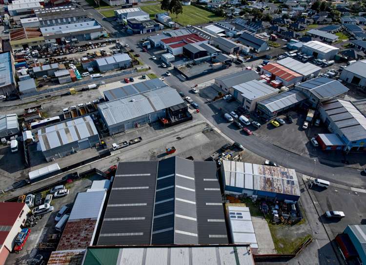 33 Montgomery Crescent Clouston Park_10