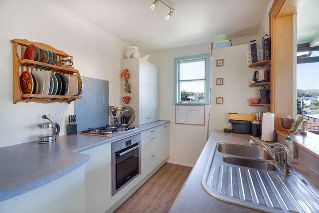 62 Franklyn Road Tawa_3