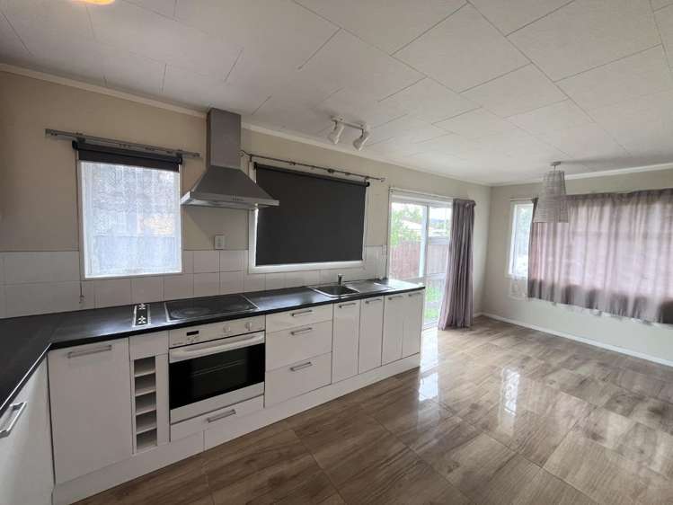 9 Norval Street Henderson_2