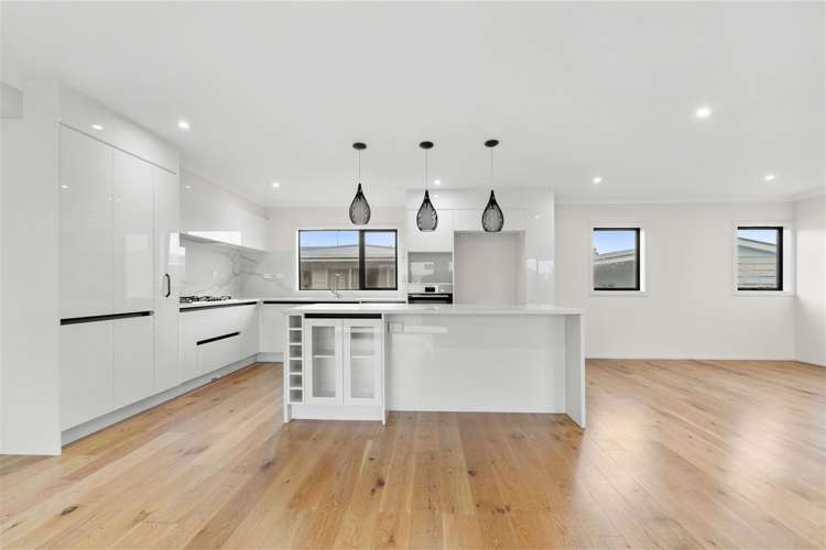 4/2 Marion Avenue Mount Roskill_3
