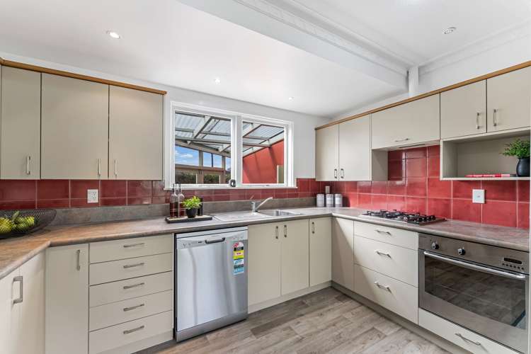 90 Teesdale Street Burnside_3