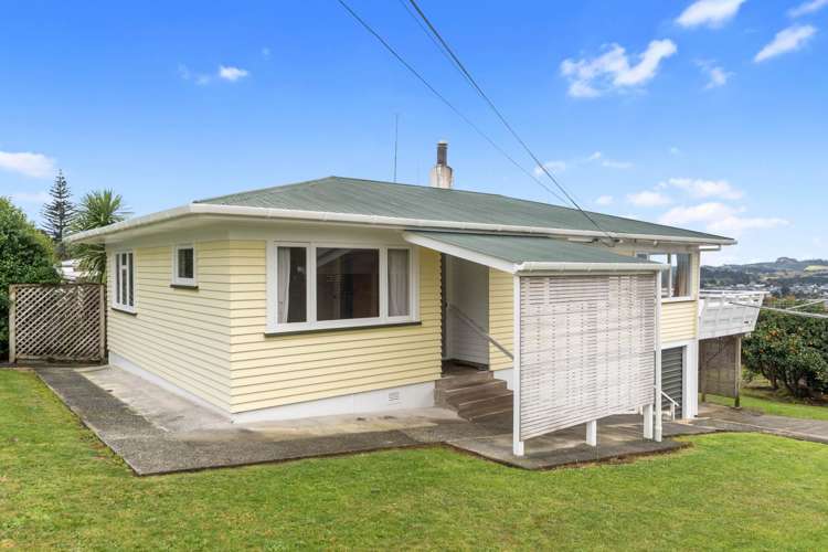 81 Station Road Kamo_1