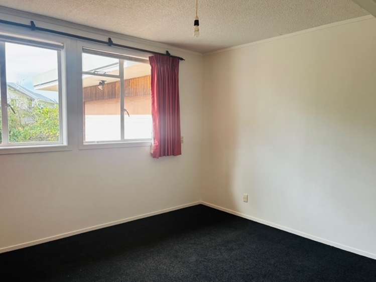 276 Te Atatu Road Te Atatu South_14