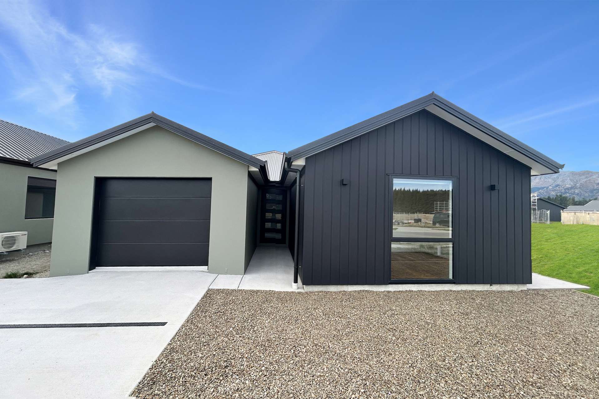 116 Burdon Loop Lake Hawea_0