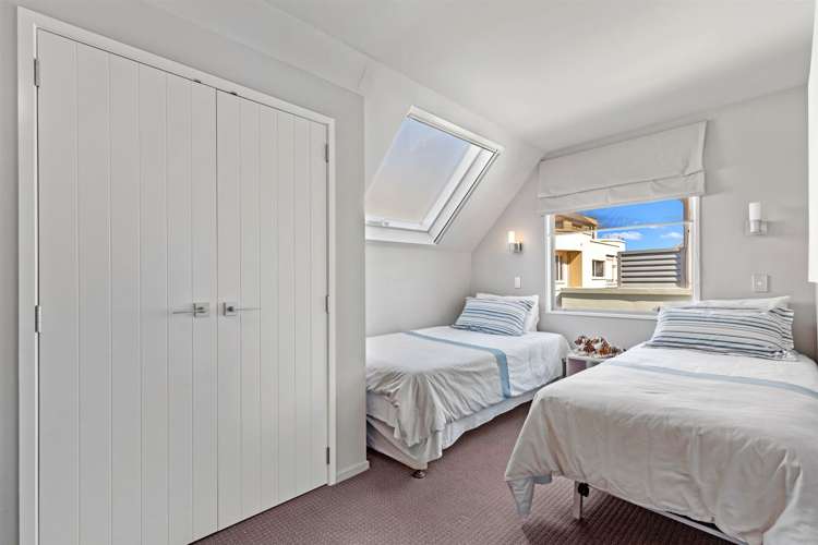 1b The Mall Mount Maunganui_25