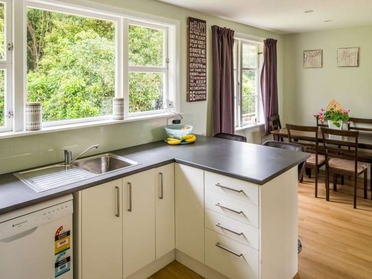 16b Rose Street Porirua East_2