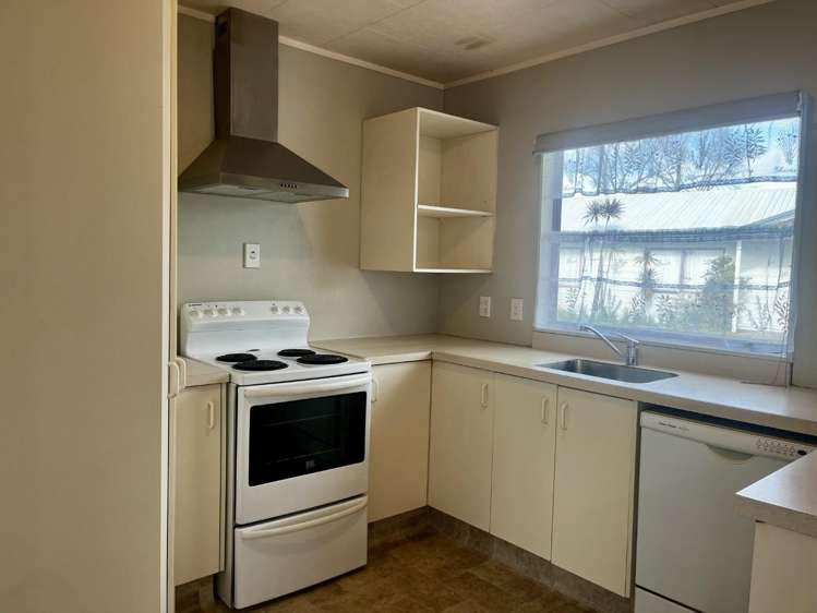 2/715 Charles Street 10495_6