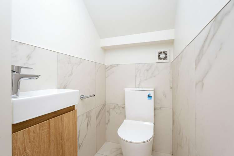 29A Mackenzie Street Te Atatu South_24