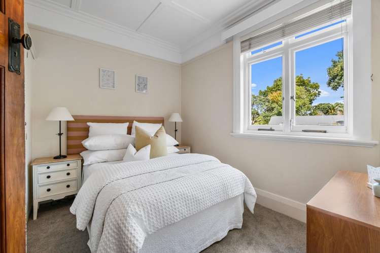 10 Sharpe Road Epsom_32