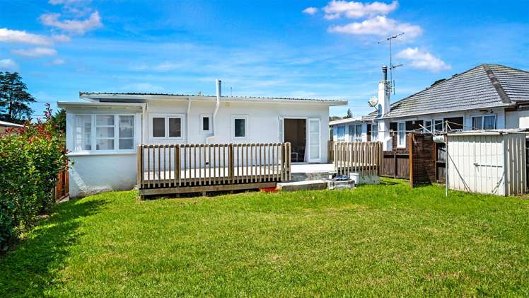 149 Portage Road New Lynn_18